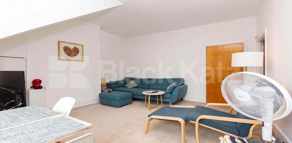 			1 Bedroom, 1 bath, 1 reception Flat			 Priory Road, CROUCH END